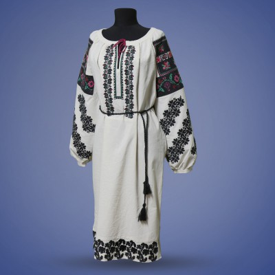 Embroidered dress "Exotic Flower"